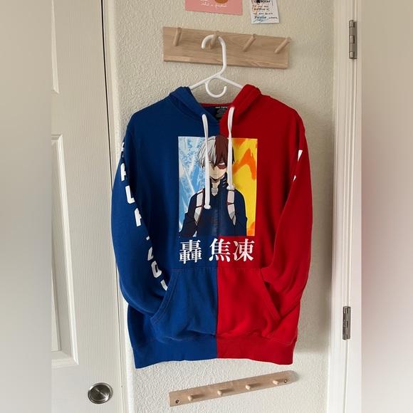 Todoroki Hot Topic hoodie - Picture 6 of 11